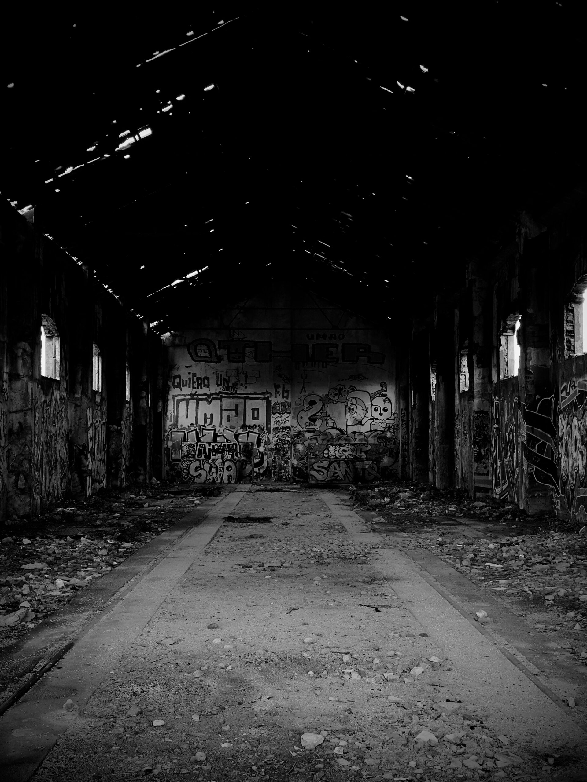 Antiguos hangares de la estación de tren de Aranda de Duero